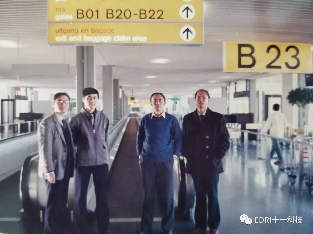 1528168740661464.jpg 37.jpg